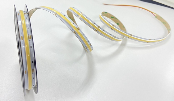 適用範囲が広い穂軸CCT LEDのストリップ14w鮮やかなモノクロ色24V
