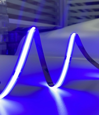 青い色適用範囲が広いLEDの穂軸テープ ライトIP20 24V標準的なシリーズ