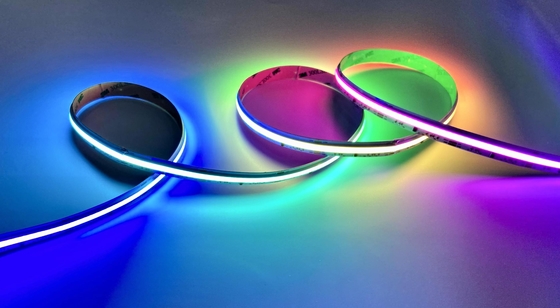 24Vアドレス指定可能な穂軸LEDのストリップRGB IP20の点の自由な導かれたストリップ