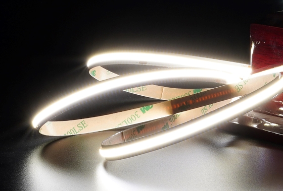 24V穂軸LEDのストリップ18wの穂軸の口取りテープのUtraの適用範囲が広い明るさ
